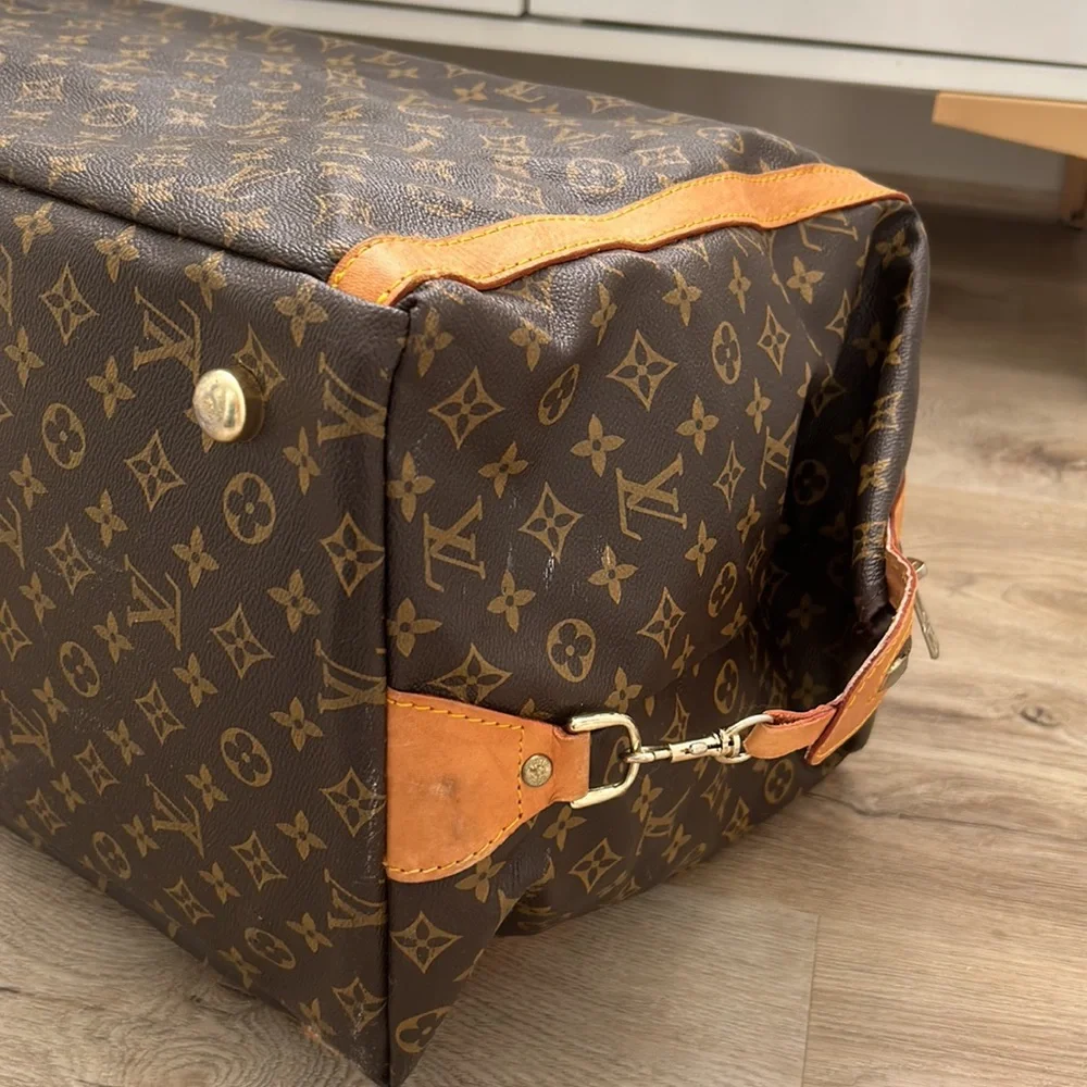 Vintage Louis Vuitton Travel Bag - Picture 10 of 13